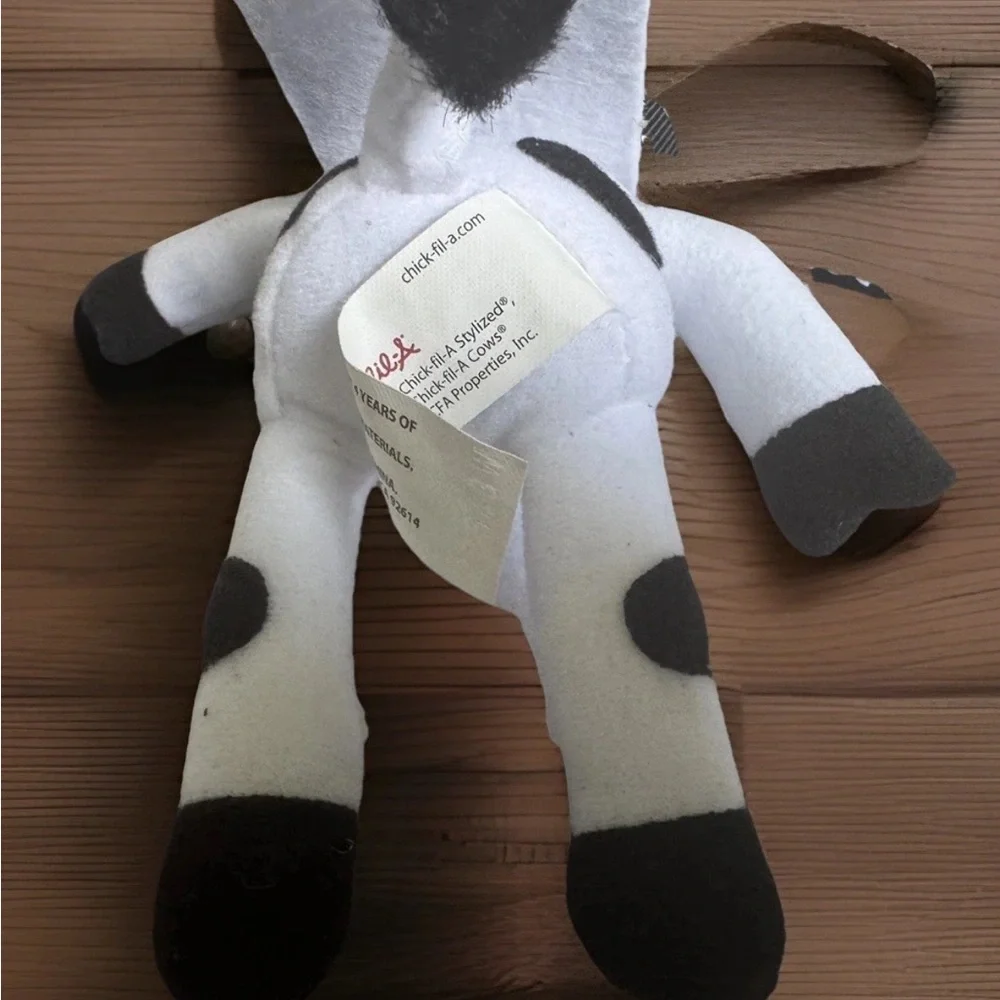 Lot Of 3 CHICK FIL A Plush Cows 6